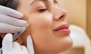 عيادات حقن الفيلر بالرياض